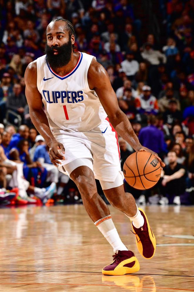 NBA常规赛焦点球队表现总结（NBA常规赛热门球队表现盘点）