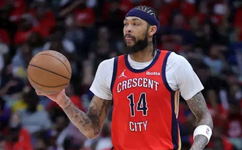 倒钩踢到对手面部被罚下，安东尼：我想赢，这是一个无意动作（倒钩误中对手脸部吃红牌，安东尼：只想赢，并非故意）