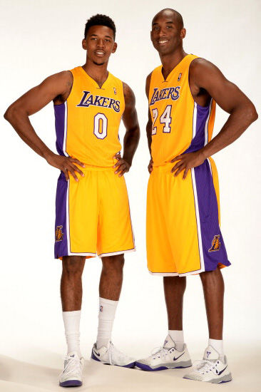 阿莫林：利马差不多已具备参赛条件，我们要捍卫主场胜利（阿莫林称利马已接近复出，誓捍卫主场三分）