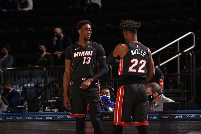 雷迪克：今天在退防转换方面做得不好，限制持球突破很困难（雷迪克：本场转换防守不理想，遏制持球突破颇为困难）