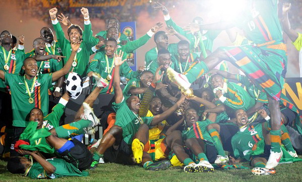 国际米兰圆领卫衣，太漂亮啦想要（这件国际米兰圆领卫衣太好看，忍不住想入手）