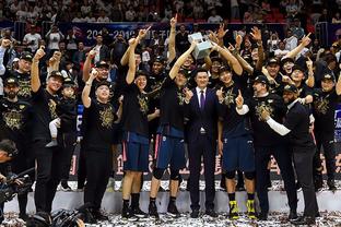 马塞利诺：我们是西甲丢球最少的球队，在欧冠赛场却漏洞百出（马塞利诺：西甲失球最少，欧冠防线却问题重重）