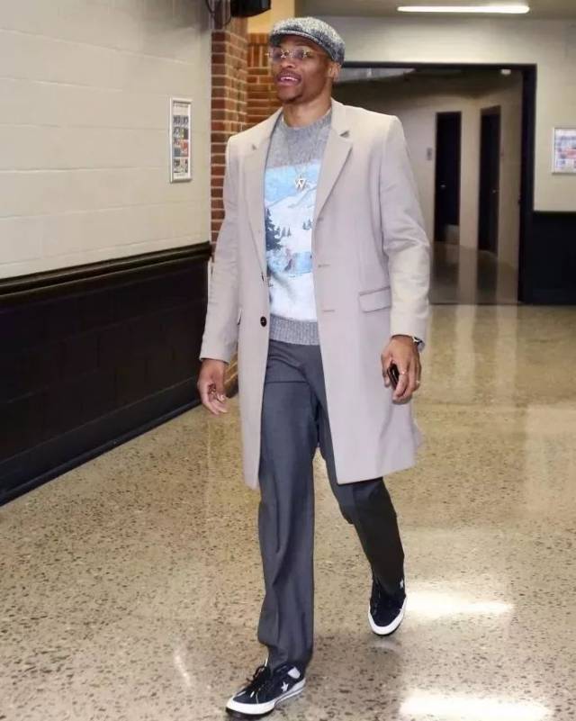 世欧预战报：塔巴科维奇制胜，波黑3-1胜十人罗马尼亚（世欧预快讯：塔巴科维奇建功，波黑3-1力克十人罗马尼亚）